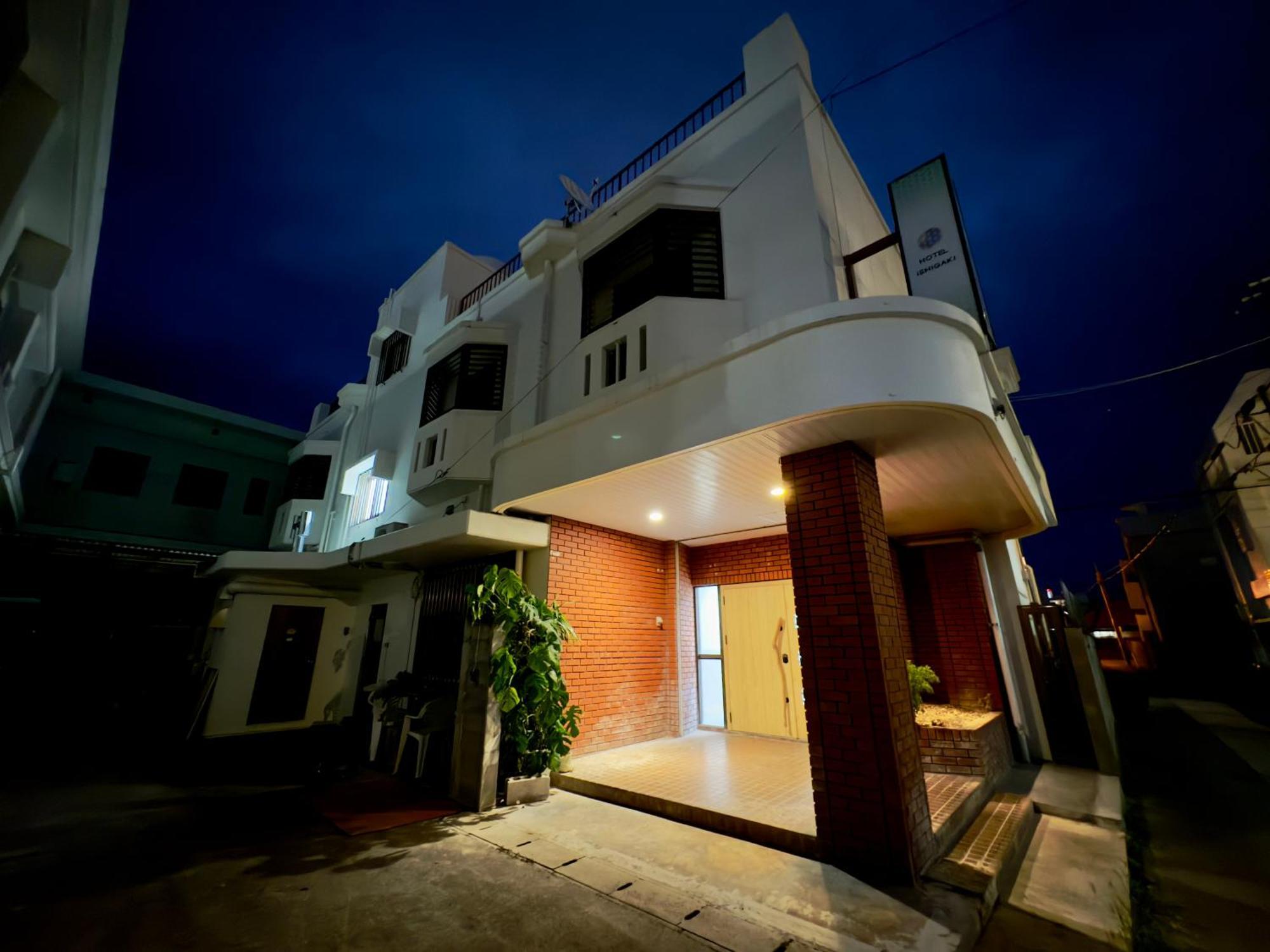Hotel Ishigaki And Chikonkiya Bagian luar foto