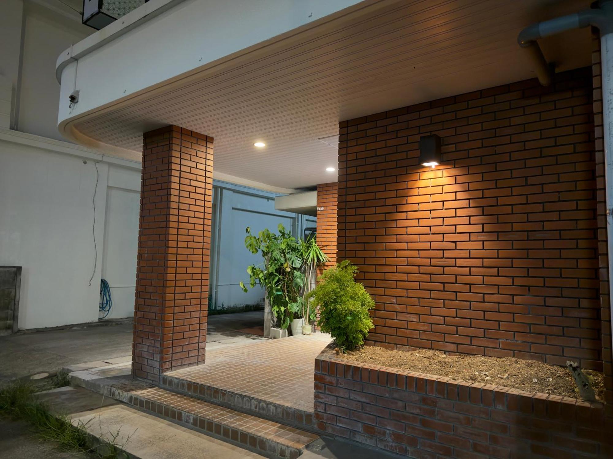 Hotel Ishigaki And Chikonkiya Bagian luar foto